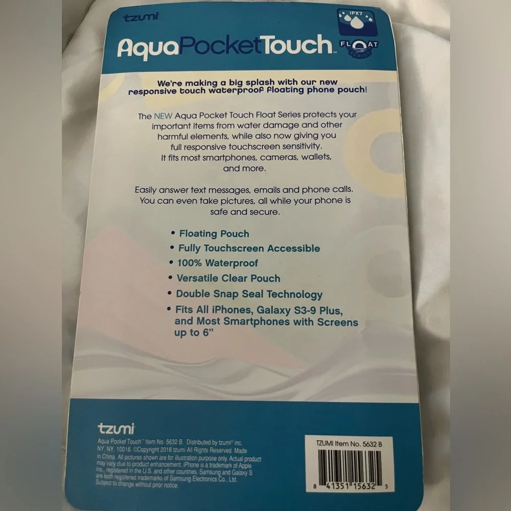 NWT Underwater phone pouch